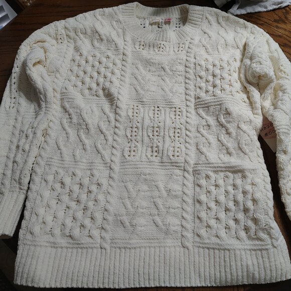 Hazel Moon Sweaters - Warm and Beautiful Long Sleeve Sweater Ivory Color
